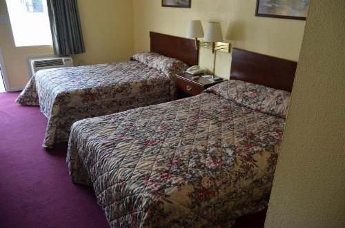 Economy Inn - Sweetwater image 17